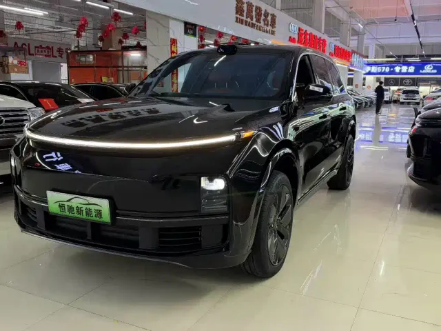 Фотография автомобиля — Li Auto L9