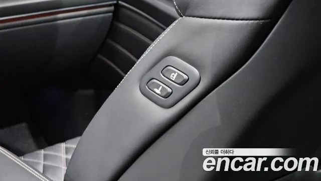 Genesis GV80 2.5T Бензин AWD — Фото автомобиля 26
