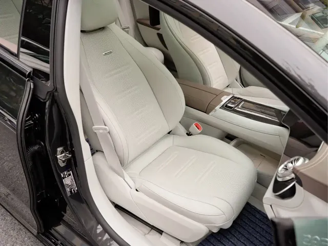 Mercedes-Benz EQS AMG — Фото автомобиля 19