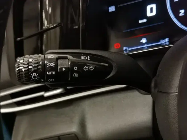 Hyundai Elantra — Фото автомобиля 21