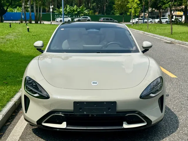Xiaomi SU7 — Фото автомобиля 2