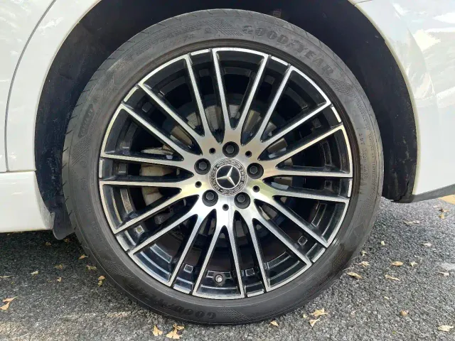 Mercedes-Benz C-Class — Фото автомобиля 13
