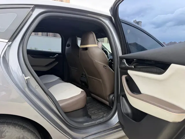 BYD Qin PLUS — Фото автомобиля 5