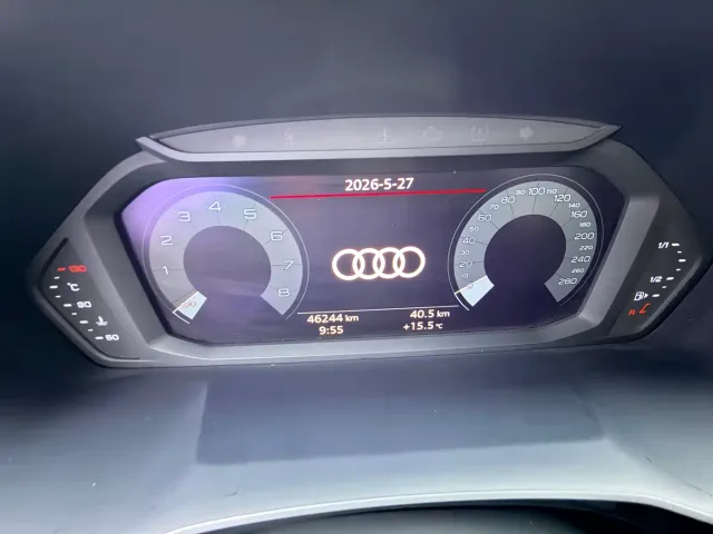 Audi Q3 — Фото автомобиля 10