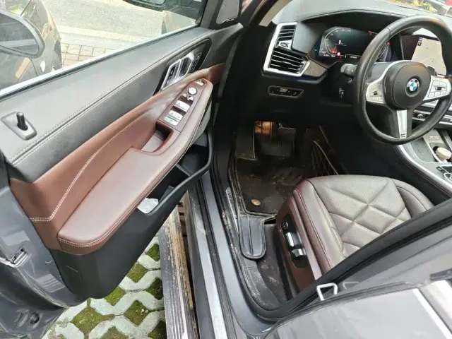 BMW X5 — Фото автомобиля 12