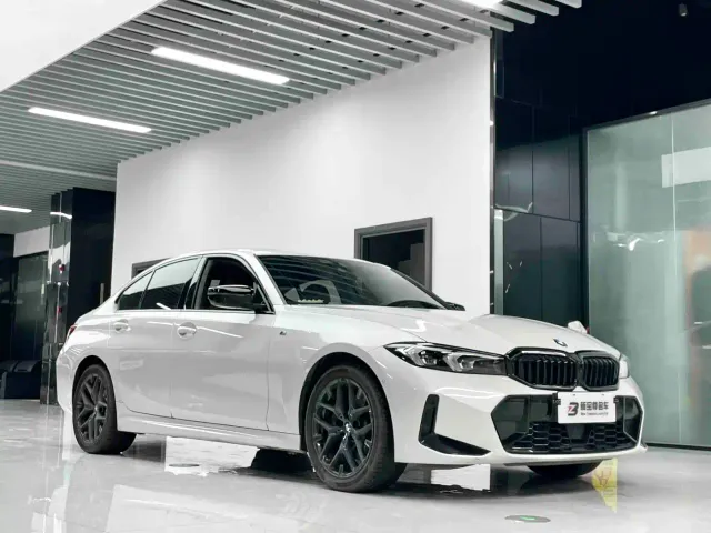 BMW 3 Series — Фото автомобиля 3