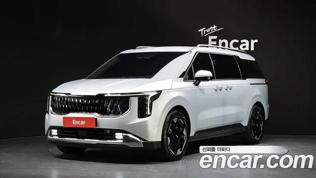 Фотография автомобиля — Kia Carnival