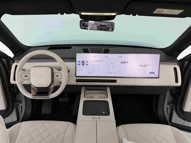 Li Auto L8 — Фото автомобиля 8