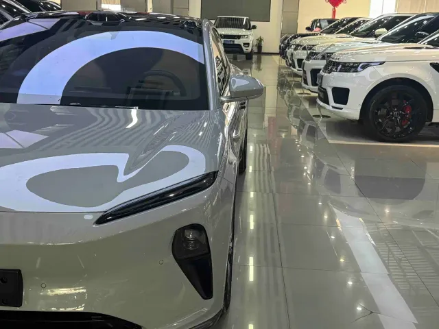 Nio ET5 Touring — Фото автомобиля 3