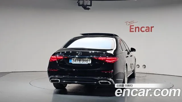 Mercedes-Benz S-Class — Фото автомобиля 2