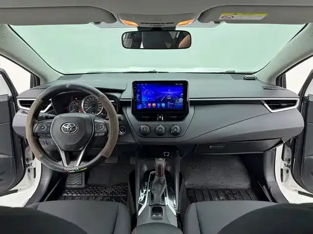 Toyota Corolla — Фото автомобиля 2