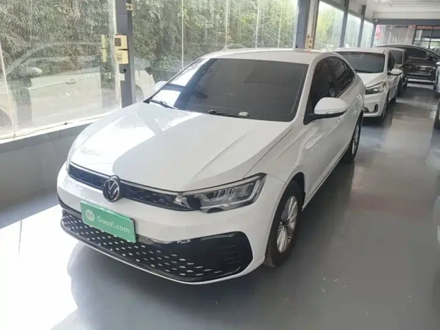 Фотография автомобиля — Volkswagen Lavida