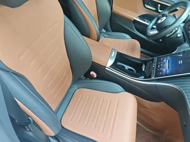 Mercedes-Benz C-Class — Фото автомобиля 24