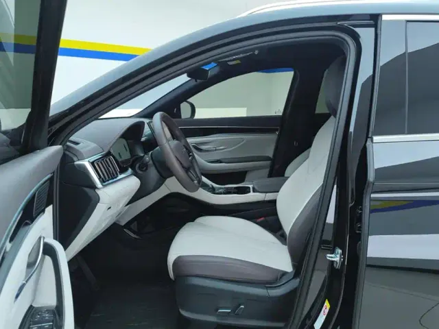 BYD Song PLUS — Фото автомобиля 9