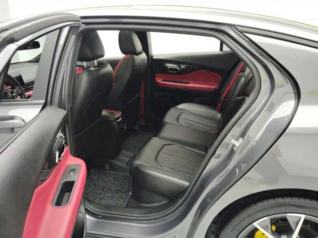 GAC Trumpchi Trumpchi Emkoo 2021 270T DCT J15 Edition — Фото автомобиля 11