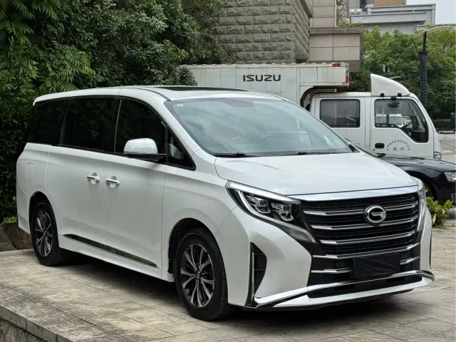 GAC Trumpchi M8 — Фото автомобиля 3