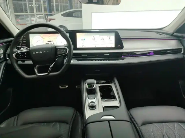 Chery Arrizo 8 — Фото автомобиля 12