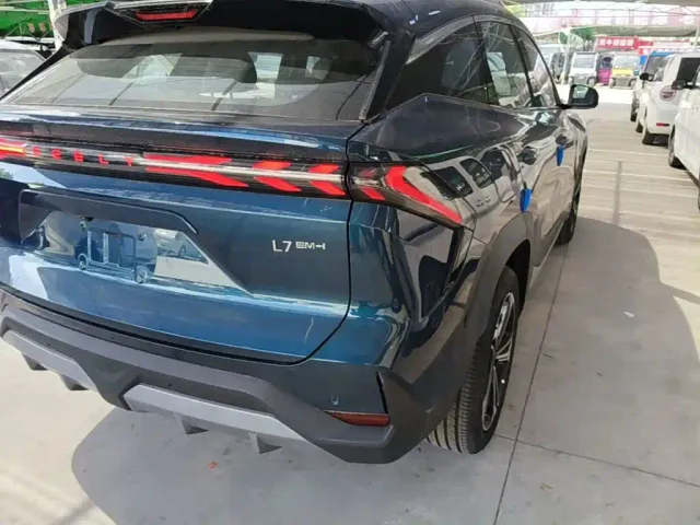 Geely Galaxy L7 — Фото автомобиля 7