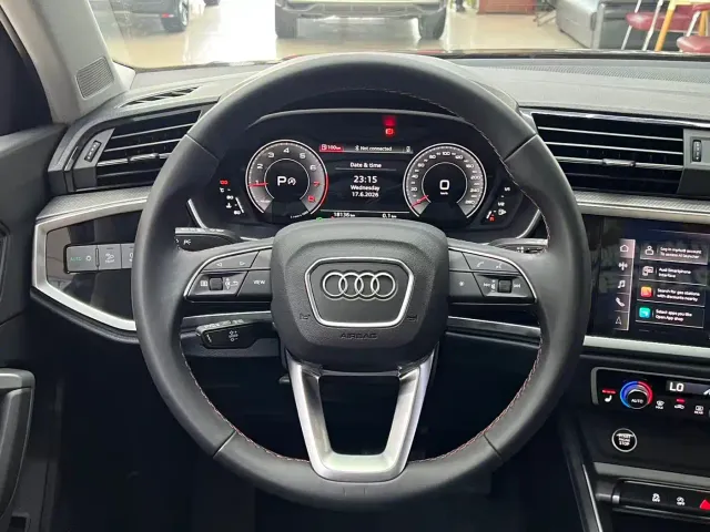 Audi Q3 — Фото автомобиля 10