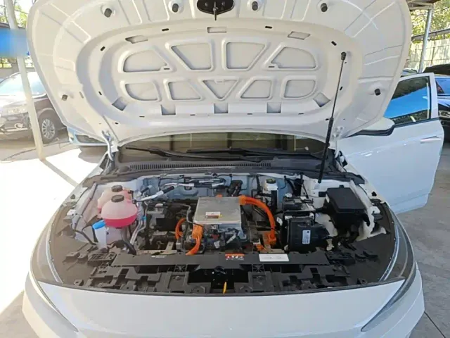Geely Geometry A — Фото автомобиля 19