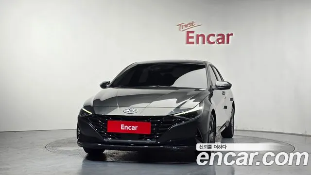 Hyundai AVANTE Avante (CN7) — Фото автомобиля 3