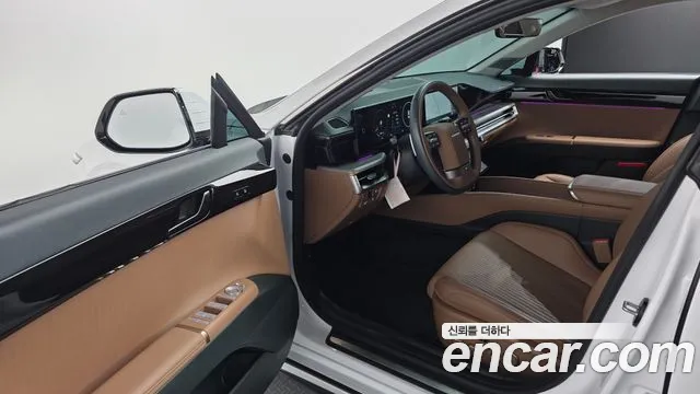 Hyundai Grandeur GN7 — Фото автомобиля 10