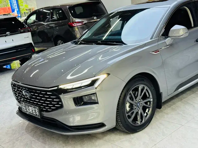 Ford Mondeo — Фото автомобиля 4