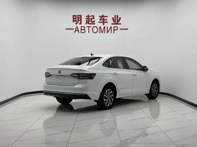 Volkswagen Lavida — Фото автомобиля 7