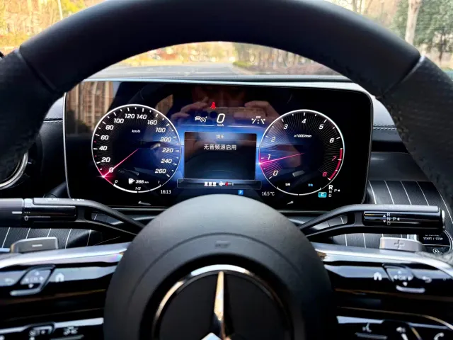 Mercedes-Benz C-Class — Фото автомобиля 9