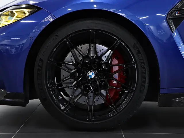 BMW M4 — Фото автомобиля 8