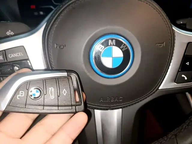 BMW i3 — Фото автомобиля 8