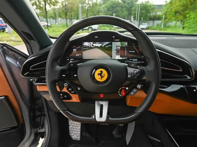 Ferrari Purosangue — Фото автомобиля 12