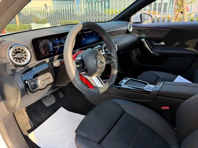 Mercedes-Benz A-Class — Фото автомобиля 7