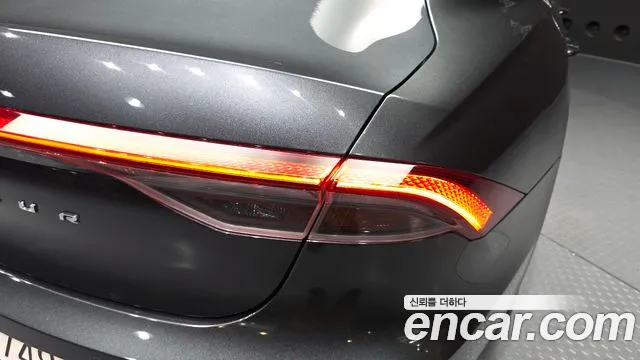 Hyundai Grandeur Premium — Фото автомобиля 7