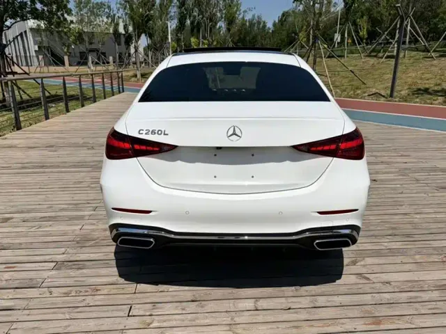 Mercedes-Benz C-Class — Фото автомобиля 9