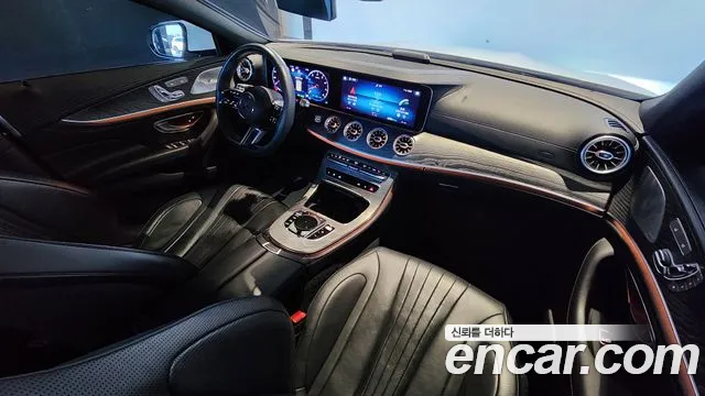 Mercedes-Benz CLS-Class — Фото автомобиля 13