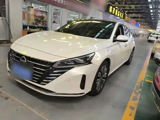 Фотография автомобиля — Nissan Teana