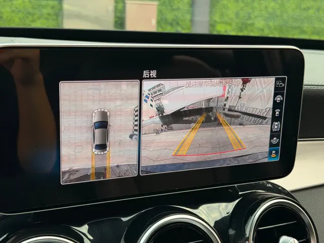 Mercedes-Benz C-Class AMG — Фото автомобиля 24