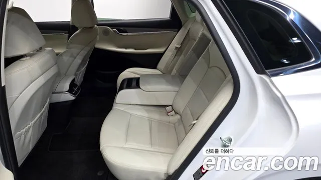 Hyundai Grandeur Новый Grandeur IG — Фото автомобиля 11