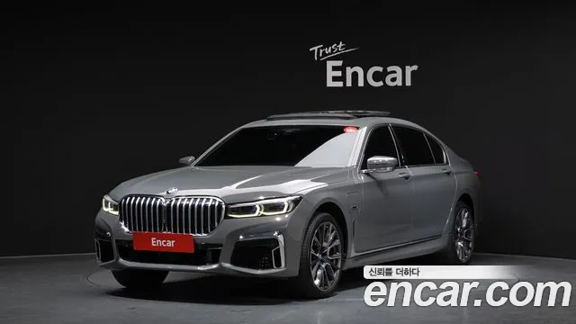 Фотография автомобиля — BMW 7 Series