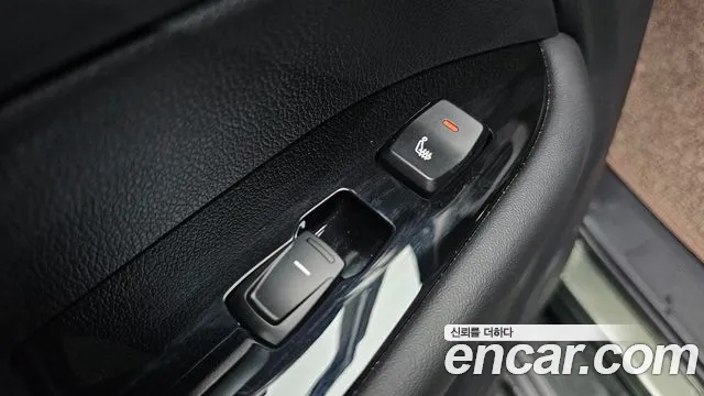 KG_Mobility_Ssangyong Rexton Новый Rexton Sport Khan Дизель 2.2 4WD — Фото автомобиля 8