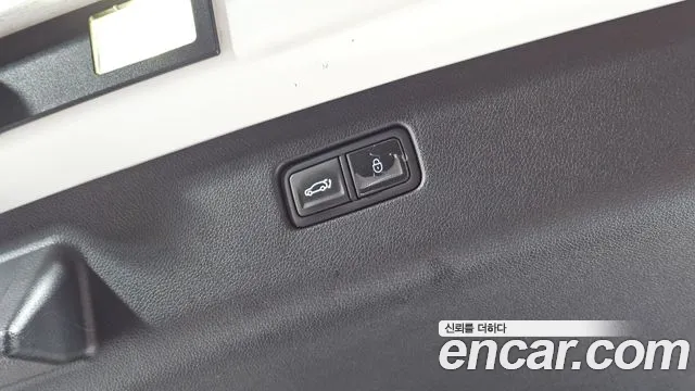 Genesis GV70 Electrified — Фото автомобиля 20