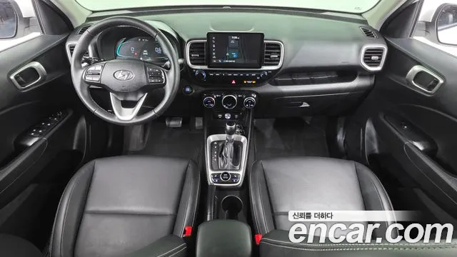 Hyundai Venue — Фото автомобиля 10