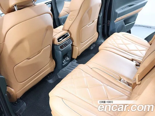 Genesis GV80 — Фото автомобиля 12
