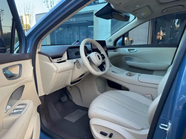 Shangjie SUV — Фото автомобиля 3