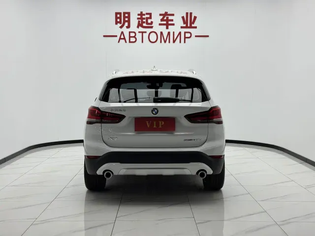 BMW X1 — Фото автомобиля 10
