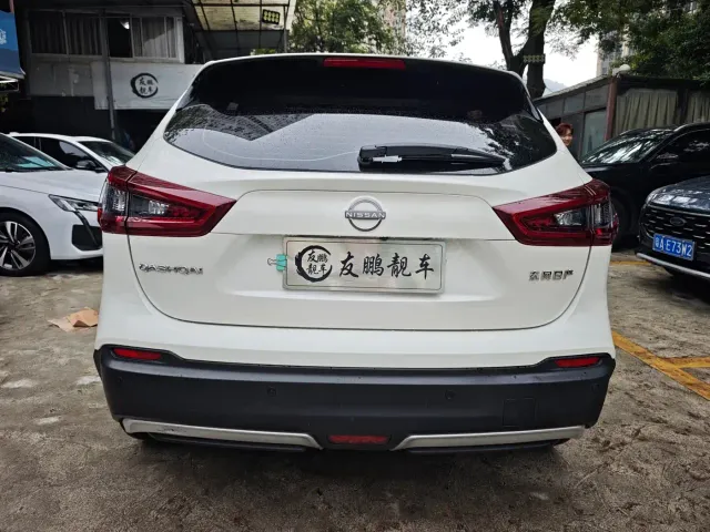 Nissan Qashqai — Фото автомобиля 17