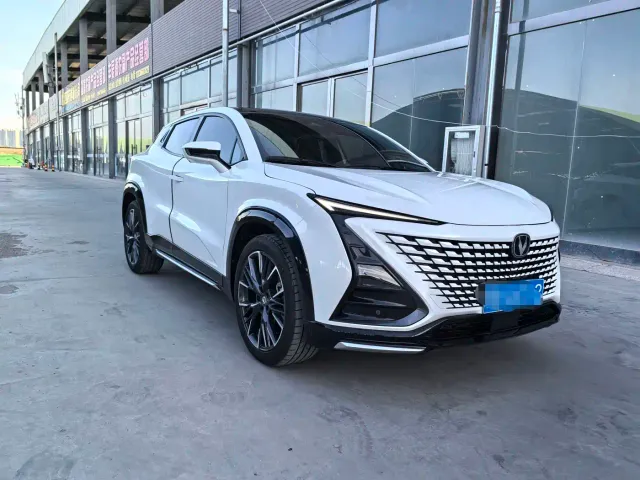 Changan UNI-T — Фото автомобиля 3