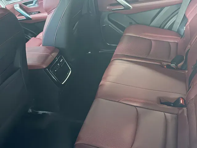 Jetour X70 Plus — Фото автомобиля 11