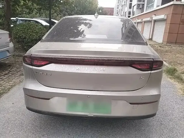 Aion AION S 2023 Mei 580 LFP — Фото автомобиля 5